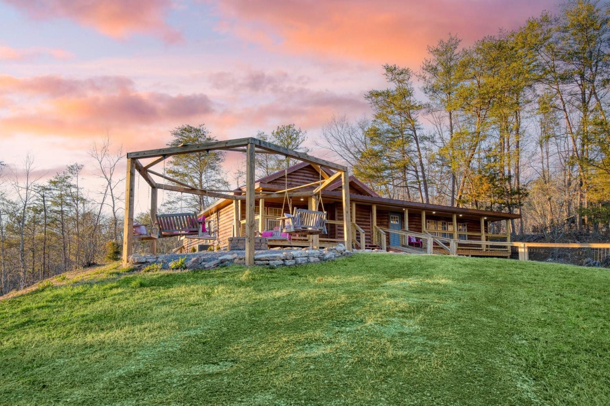 Pink Pines Avantstay Luxury Aesthetic Dream Home Indoor Pool Hot Tub Pigeon Forge Eksteriør billede