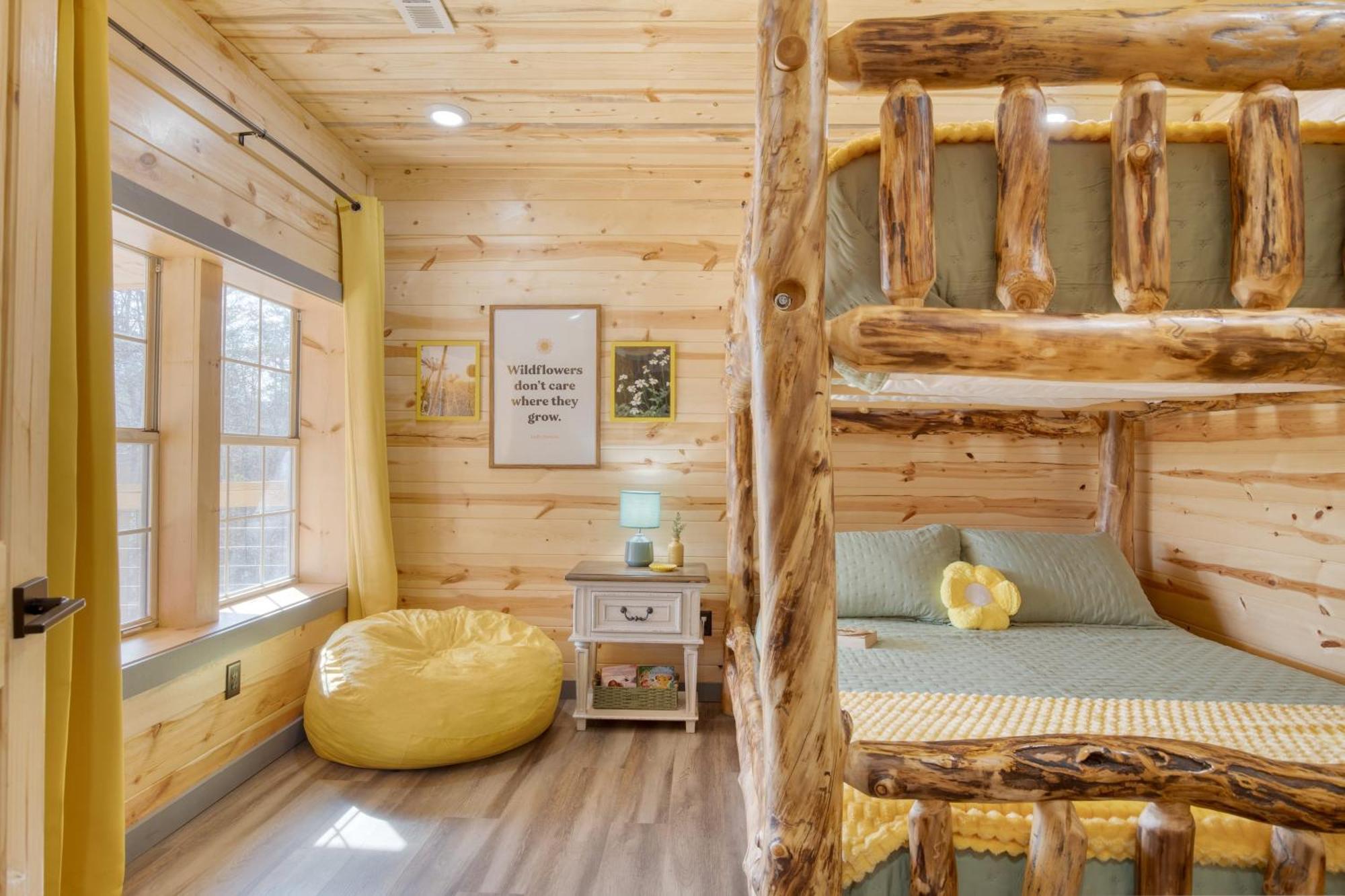Pink Pines Avantstay Luxury Aesthetic Dream Home Indoor Pool Hot Tub Pigeon Forge Eksteriør billede