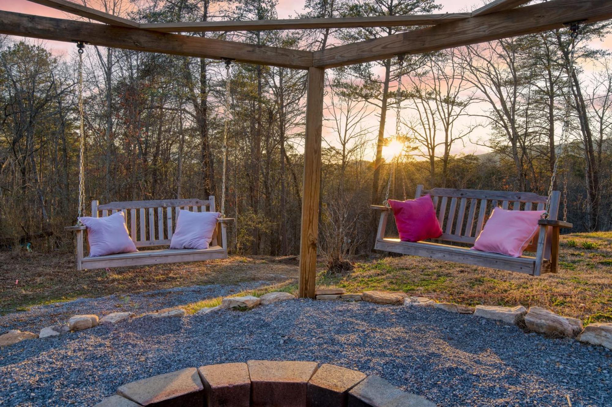 Pink Pines Avantstay Luxury Aesthetic Dream Home Indoor Pool Hot Tub Pigeon Forge Eksteriør billede