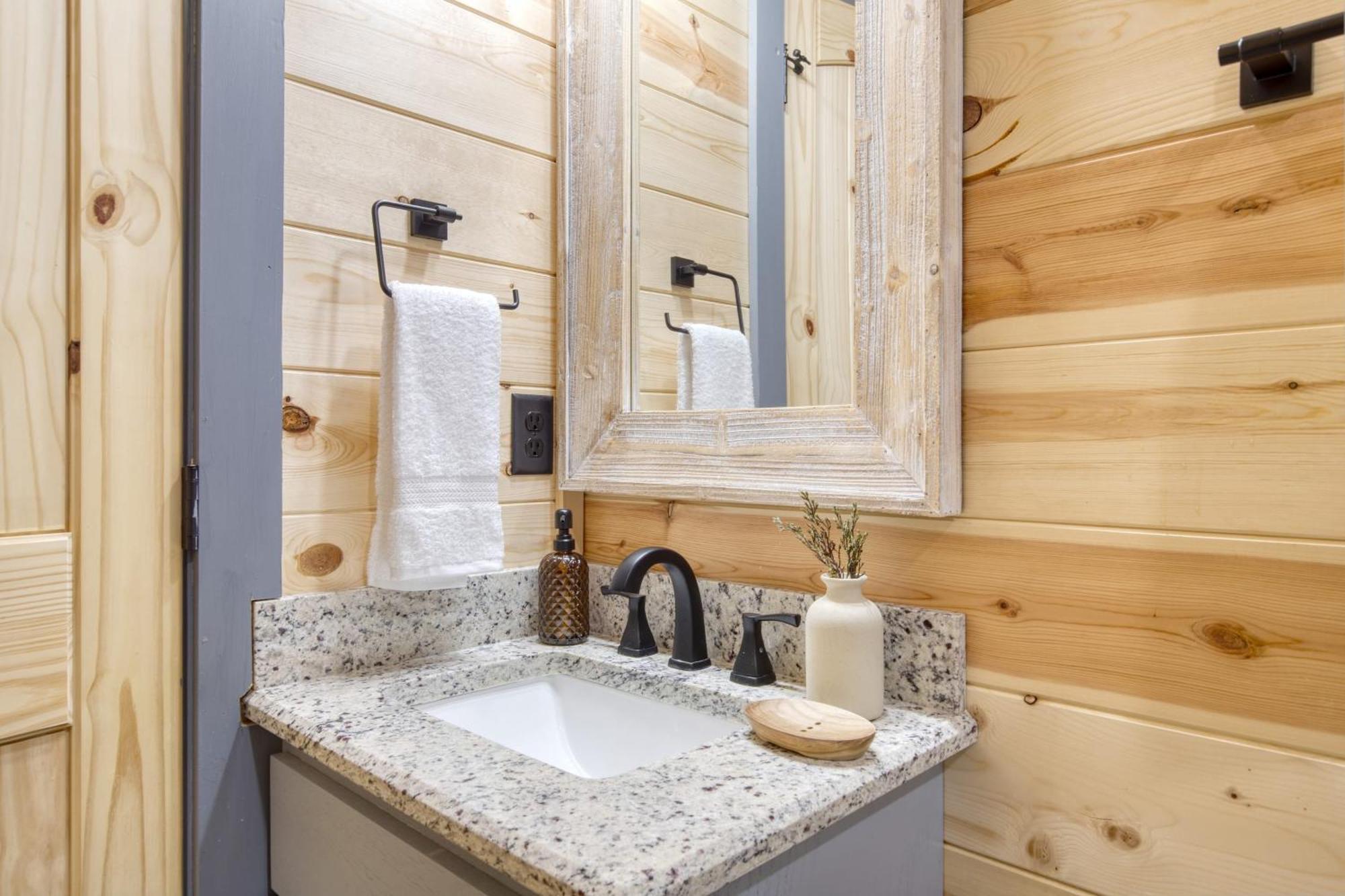 Pink Pines Avantstay Luxury Aesthetic Dream Home Indoor Pool Hot Tub Pigeon Forge Eksteriør billede