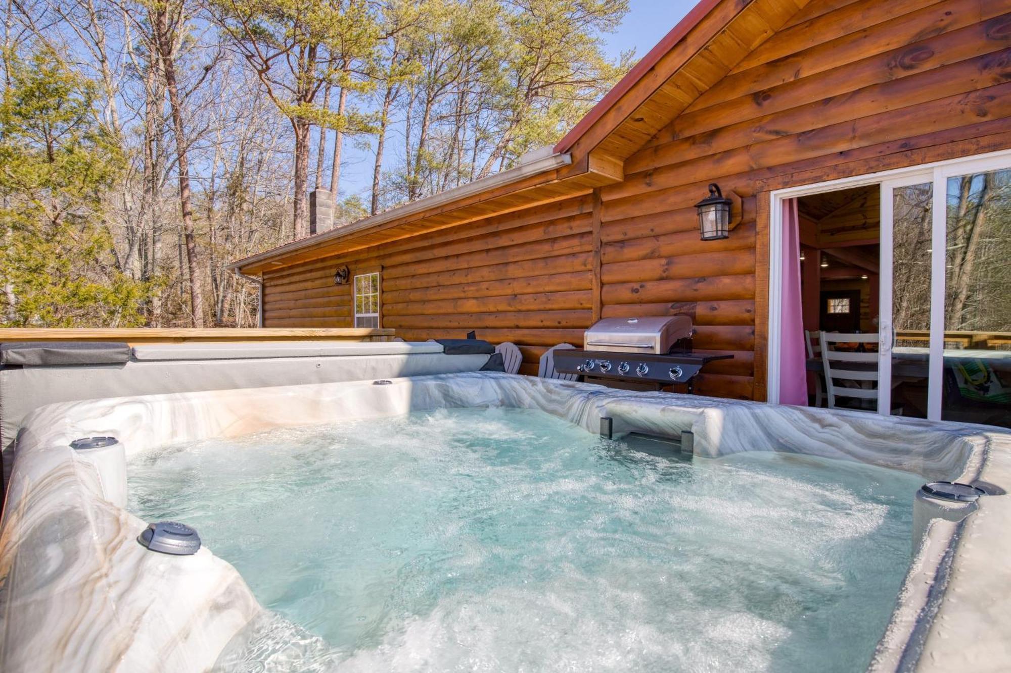 Pink Pines Avantstay Luxury Aesthetic Dream Home Indoor Pool Hot Tub Pigeon Forge Eksteriør billede