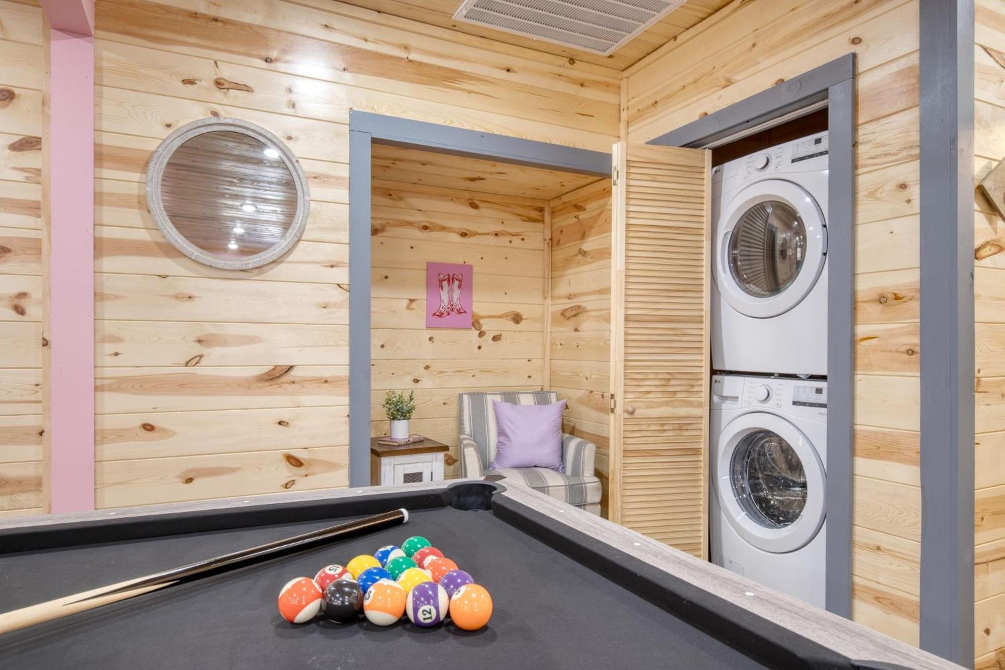 Pink Pines Avantstay Luxury Aesthetic Dream Home Indoor Pool Hot Tub Pigeon Forge Eksteriør billede